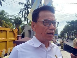 Musim Angin Selatan Datang, Sampah Laut Serbu Pantai Balikpapan