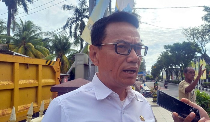 Musim Angin Selatan Datang, Sampah Laut Serbu Pantai Balikpapan