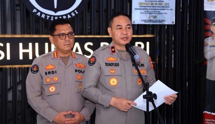 Mutasi Besar Polri: 702 Personel Dimutasi, 3 Polwan Jadi Kapolres