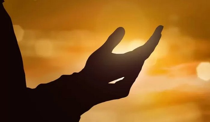 Amalan yang Dianjurkan Umat Muslim di Malam 1 Suro