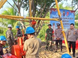HUT Bhayangkara ke-79, Polres Berau Bangun Sumur Bor untuk Warga Gunung Tabur
