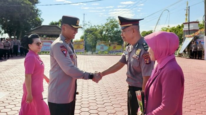 Momen Haru di Mako Polres Bontang, 26 Personel Resmi Sandang Pangkat Baru