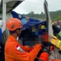 Truk Tabrak Antrean di SPBU Km 13 Balikpapan, Sopir Tewas Terjepit di Kabin