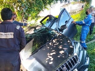 Mobil Terguling 3 Kali di Balikpapan, Ini Kronologi Lengkapnya