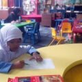 Kunjungan ke Perpustakaan Bontang Melejit, Pelajar Penuhi Ruang Baca