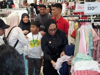400 Anak Yatim dan Difabel Terima Bantuan, Wali Kota Pastikan Tak Ada Lagi Anak Putus Sekolah