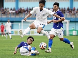 Persiba Balikpapan Pulang dengan Luka, Debut Leo Tupamahu Berakhir Pahit di Kudus